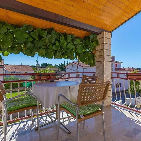 Apartamento In Porec/istrien 10495 *